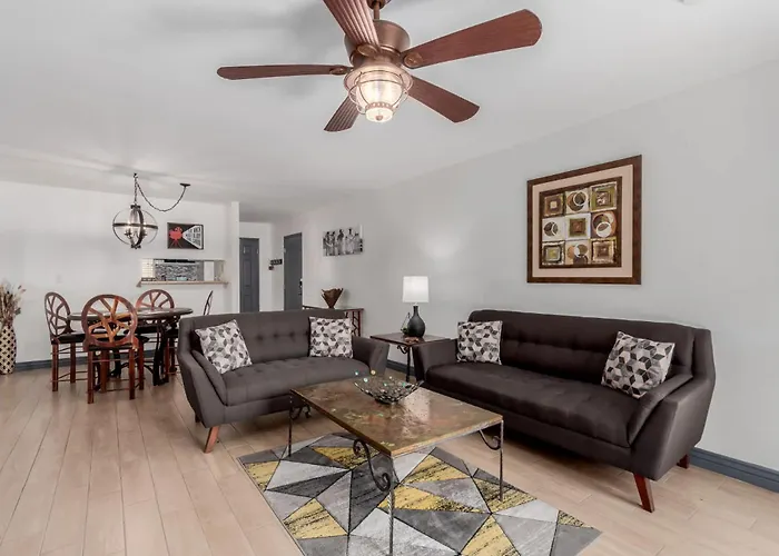 Camelback 319 - Fashion Square Holiday home